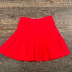Love tree pleated red skirt